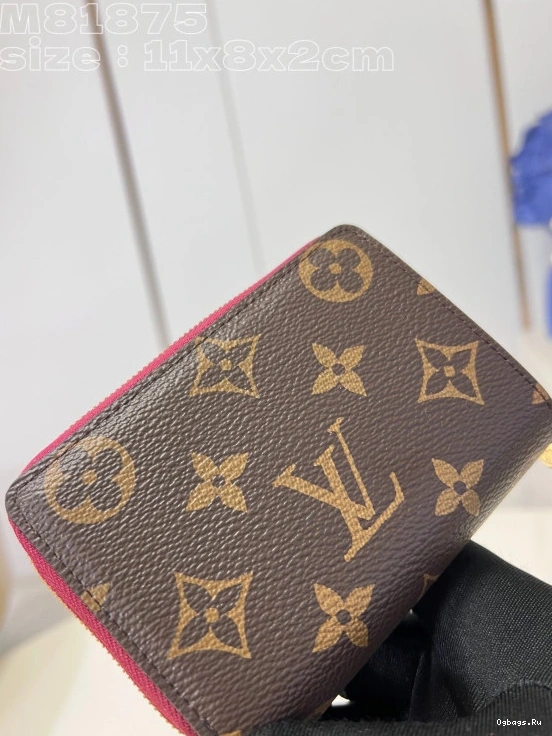 WALLET-11.5*8.5*2.2cm Lou VUITTON LOUIS 0109